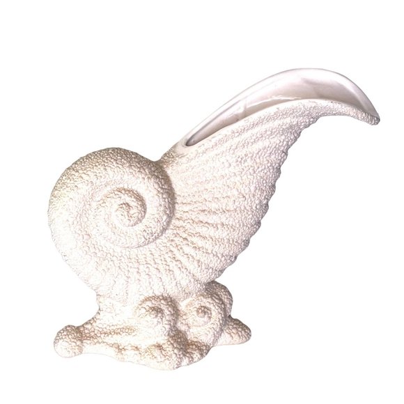 Vintage Royal Haeger Vase Nautilus Shell 1998 Textured Off White 10.75" Tropical - Picture 2 of 7